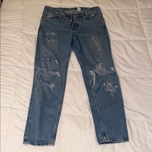 H&M Ripped Highwasted Mom Jeans